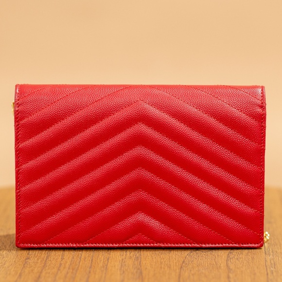 Yves Saint Laurent Red Chevron Leather Clutch - Picture 2 of 9